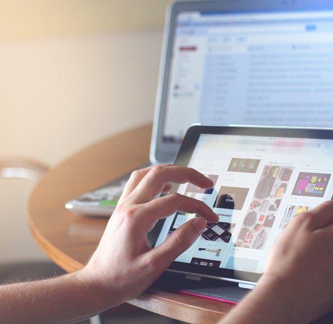 微信公眾號(hào)開發(fā)費(fèi)用貴嗎？做一個(gè)微信公眾號(hào)需要多少錢？